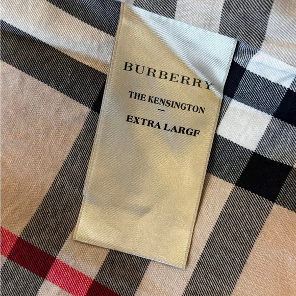 Burberry Beige Double-Breasted Trench Coat - Picture 7 of 7